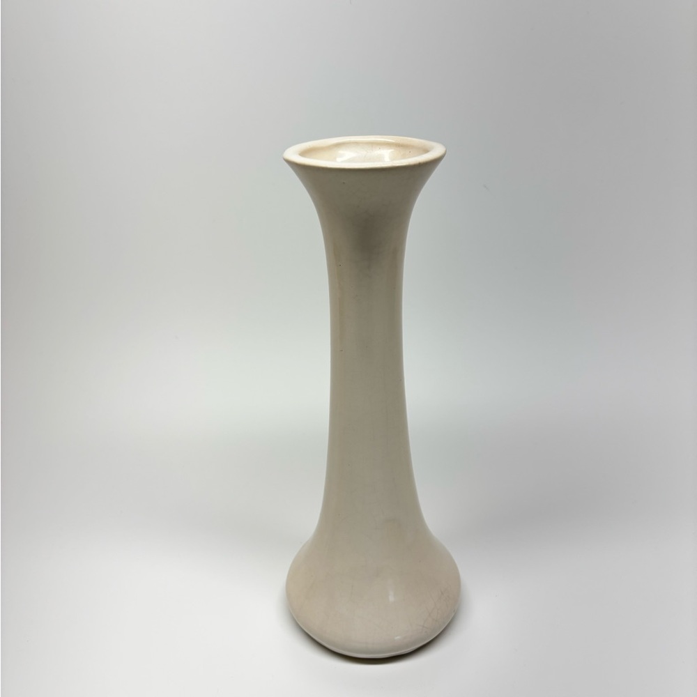 Brush McCoy Pottery 9.5” Off White/Cream Ceramic Vase MCM 510